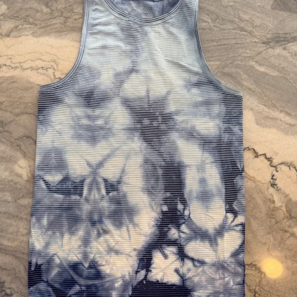 Entire Lululemon Wardrobe!! Great deal on 15 Items! - Picture 11 of 16